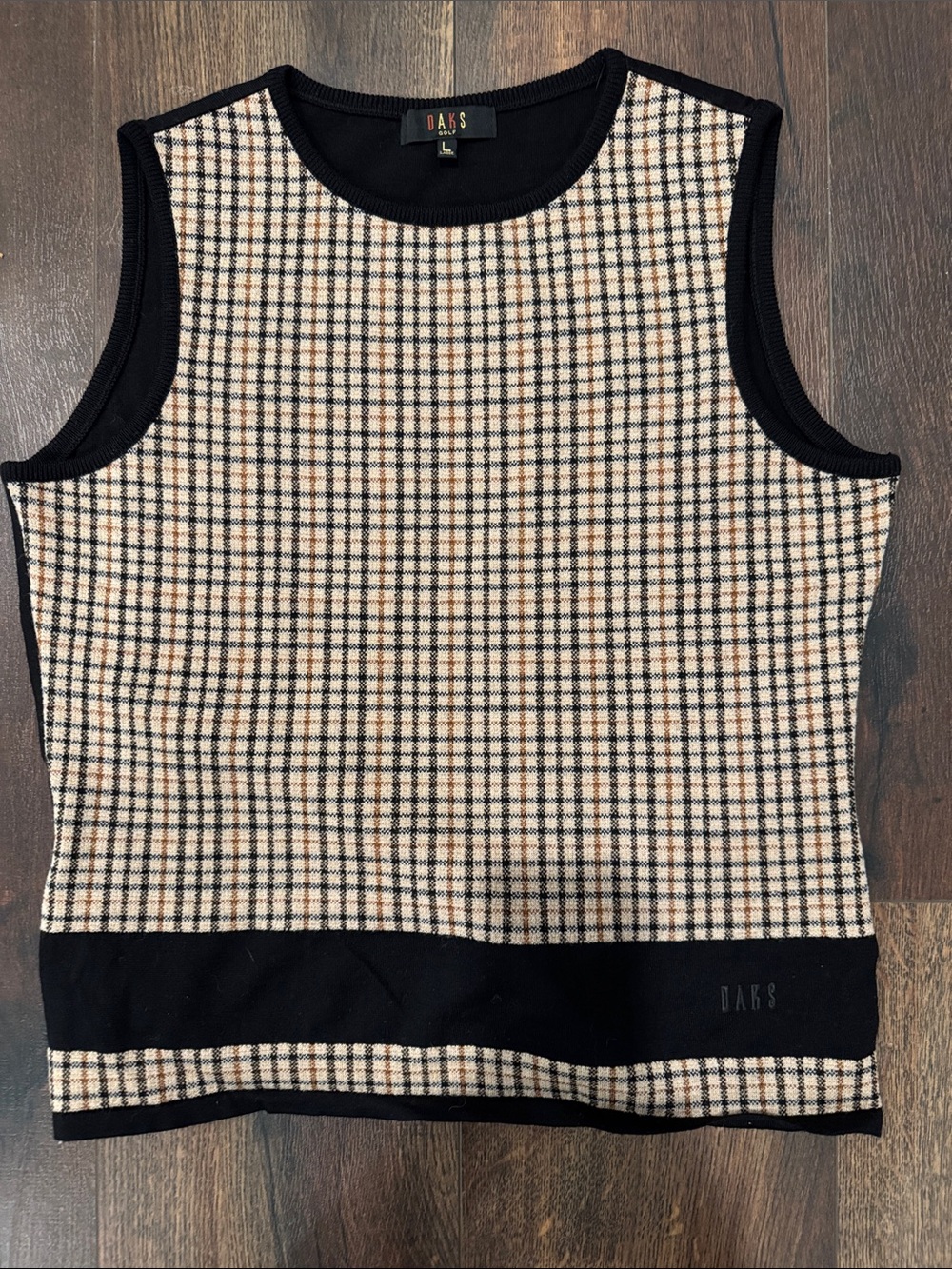 DAKS Women's Scoop-Neck Knit Tank in Black and Cream Plaid size L nwot